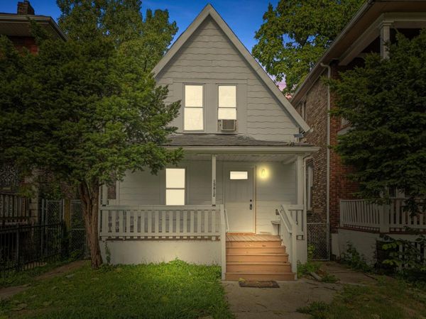 15612 LOOMIS Avenue , Harvey, IL 60426