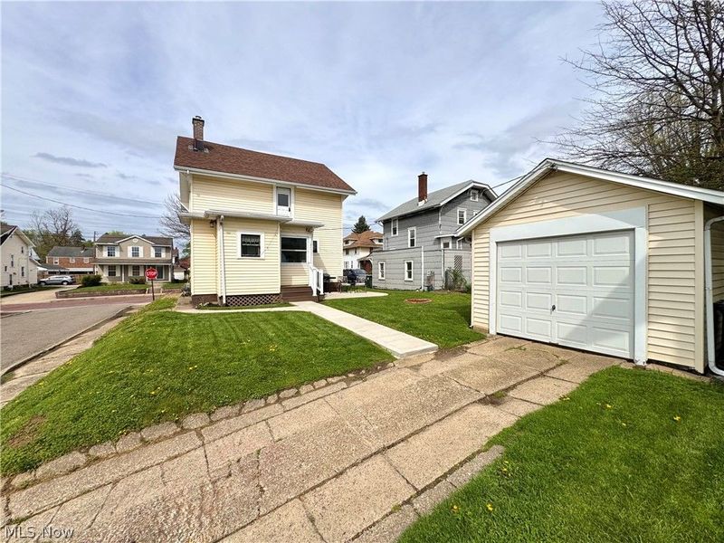 134 Roslyn Avenue NW, Canton, OH 44708 Photo 12