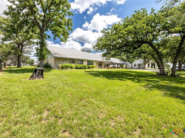 6589 State Highway 304, Harwood, TX 78632