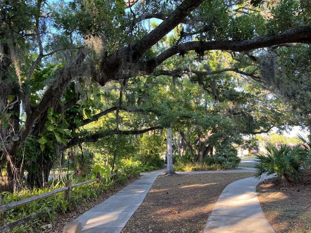 1909 Deancroft Road, Sarasota, FL 34235 Photo