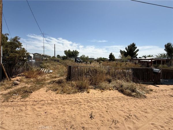 18296 Claymine, Edwards, CA 93523