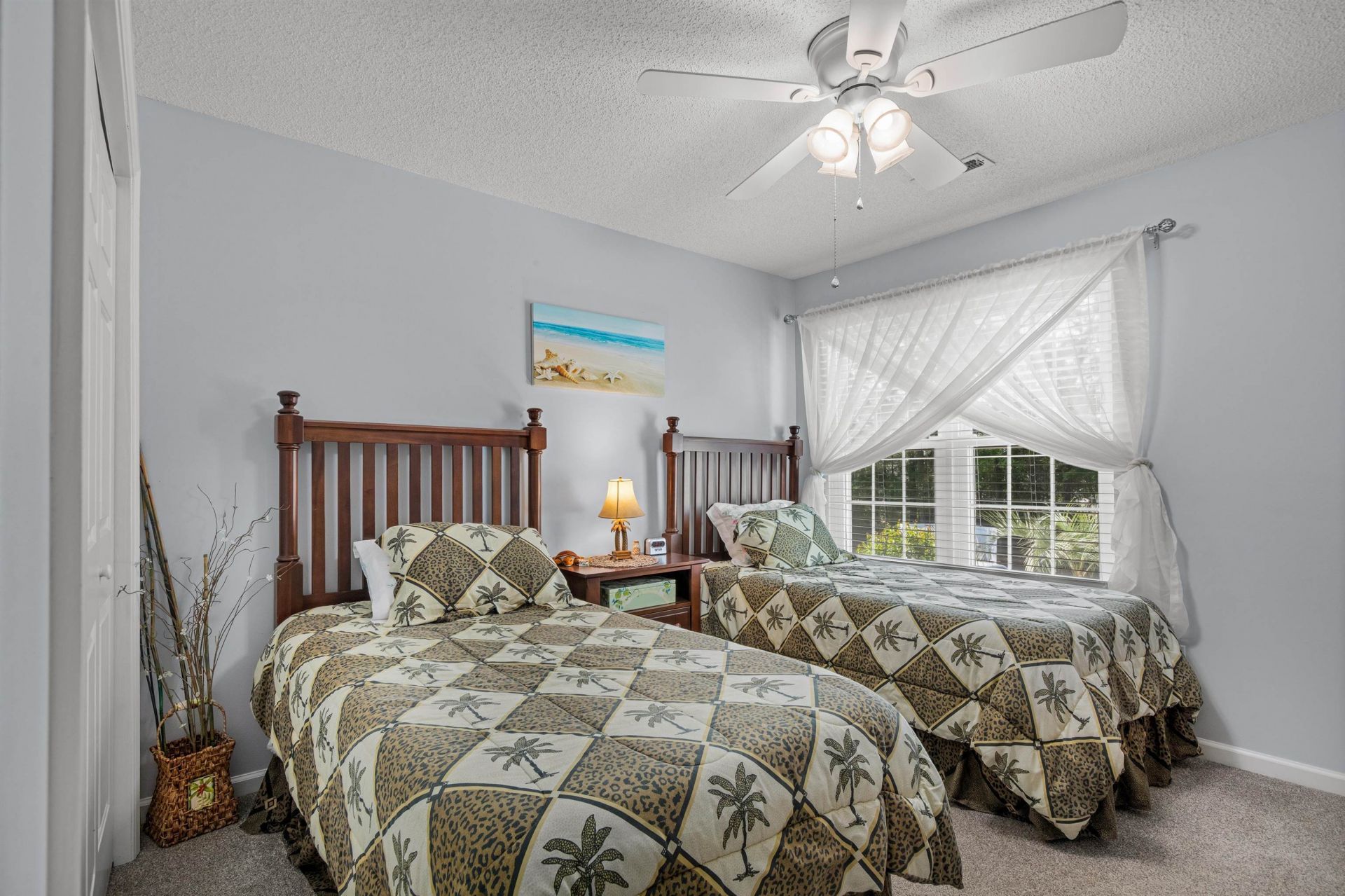 870 Fairway Dr.  Photo 18