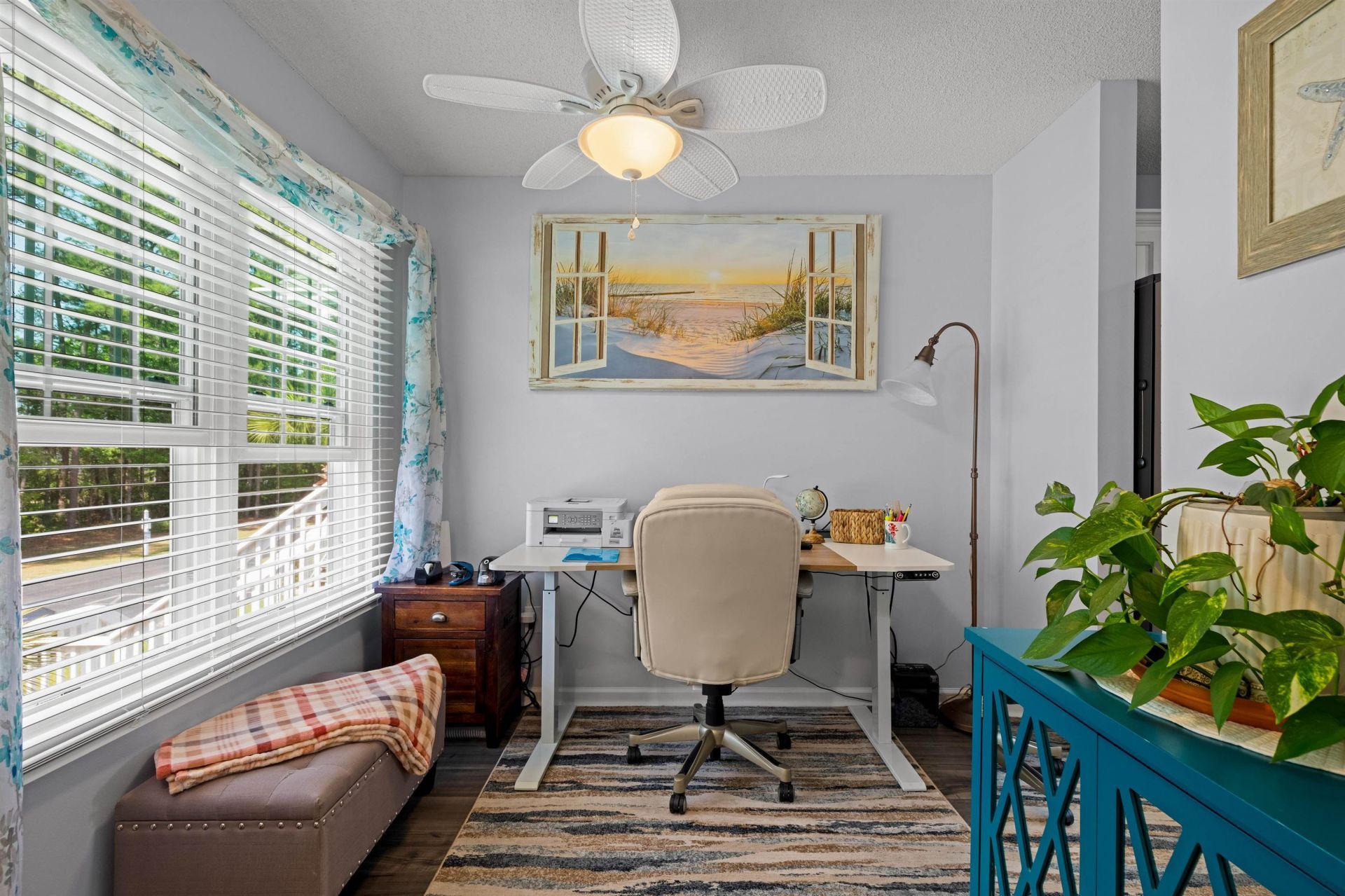 870 Fairway Dr.  Photo 4