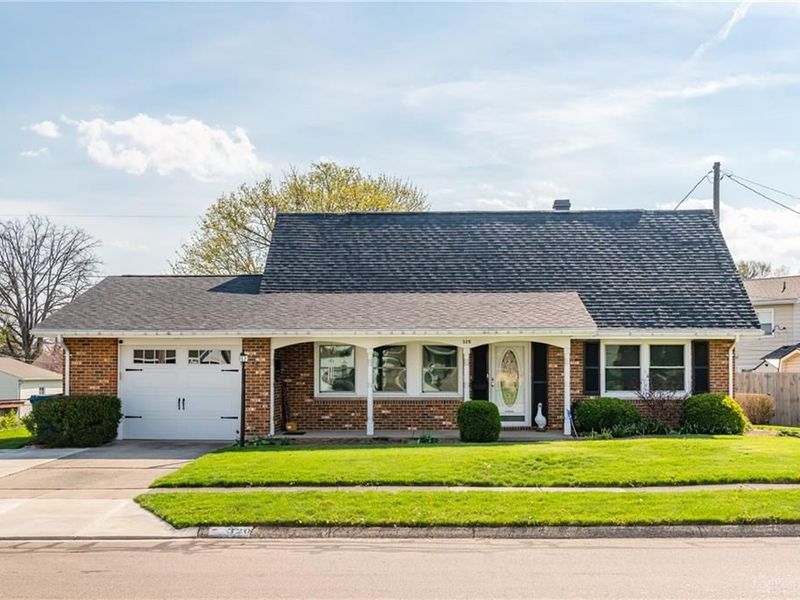 320 N Garber Drive, Tipp City, OH 45371 Photo 3