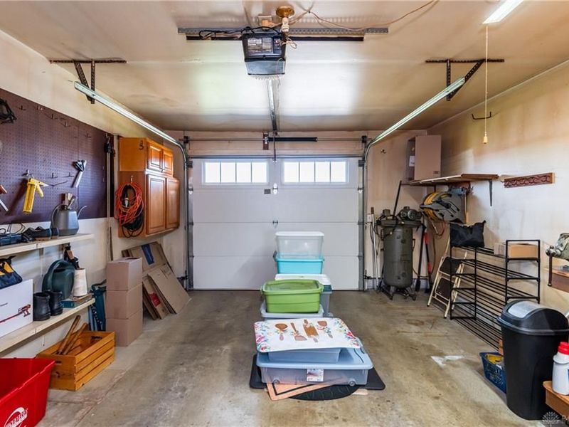 320 N Garber Drive, Tipp City, OH 45371 Photo 34