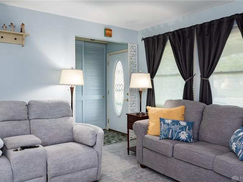 320 N Garber Drive, Tipp City, OH 45371 Photo 5