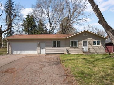 2329 Hoxie Avenue, White Bear Twp, MN 55110