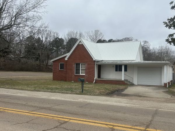 13655 Highway 69A , Big Sandy, TN 38221