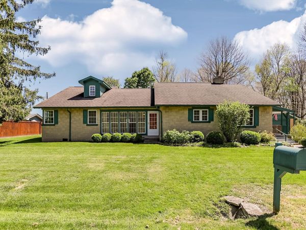 8644 S Addison Avenue, Knightstown, IN 46148