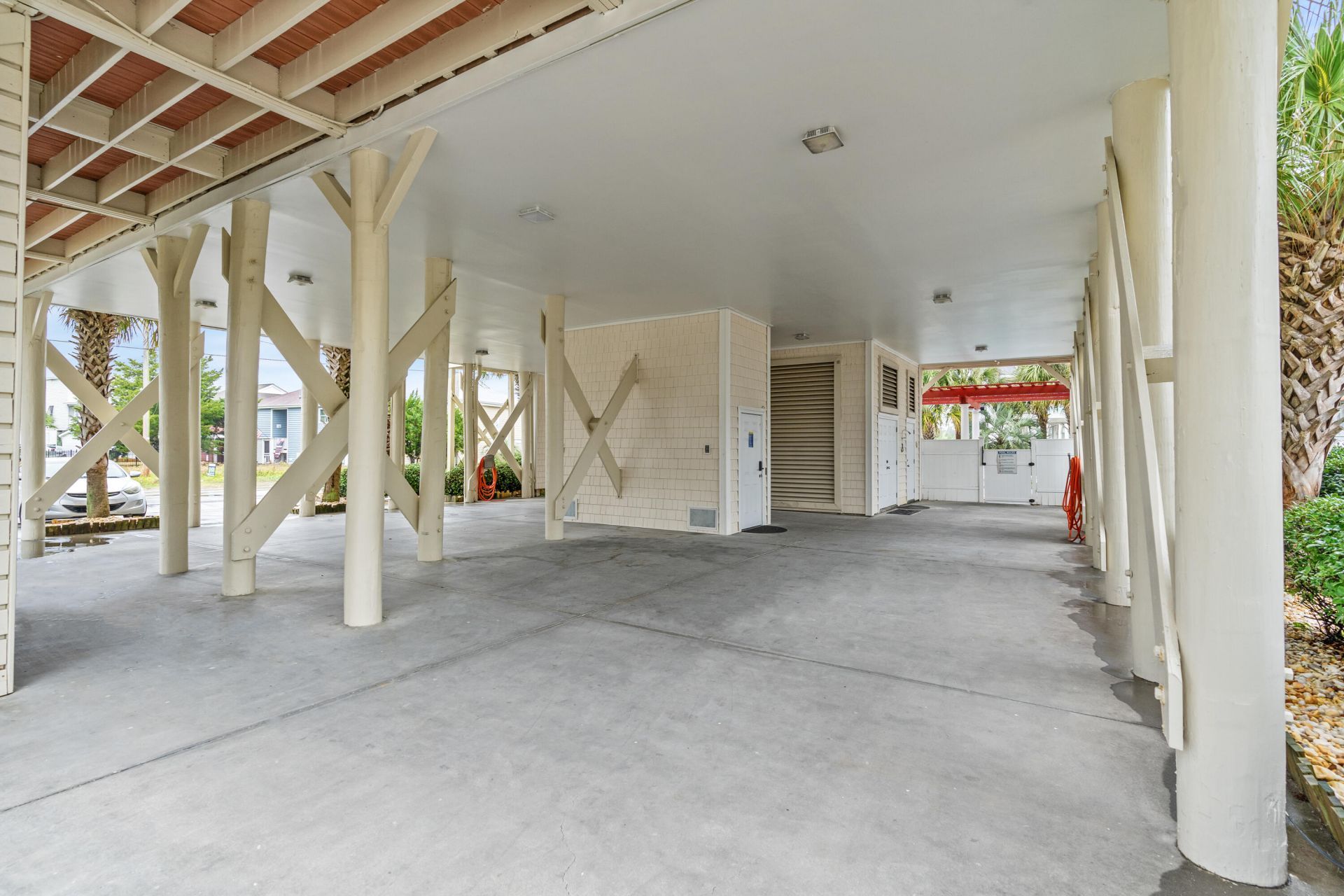 601 N Waccamaw Drive Photo 31