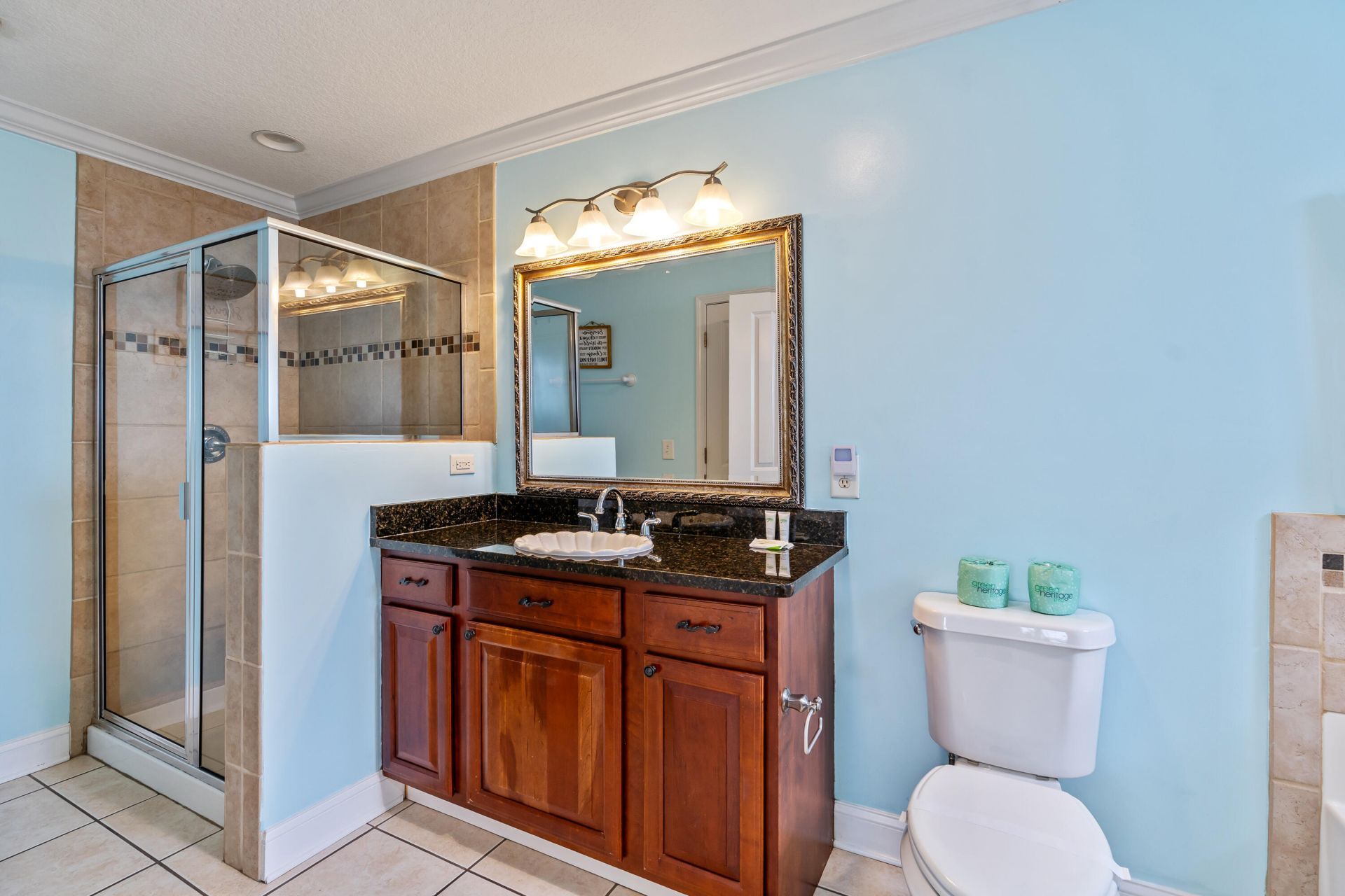 601 N Waccamaw Drive Photo 7