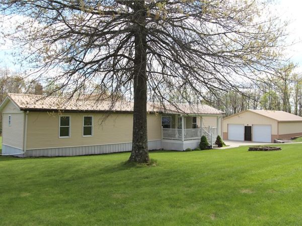 946 Route 271 , Ligonier, PA 15658