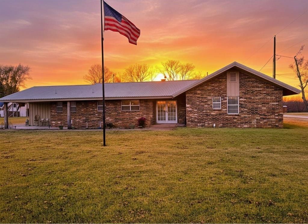 2064 S Highway 77 Highway, Davis, OK 73030 Main Photo