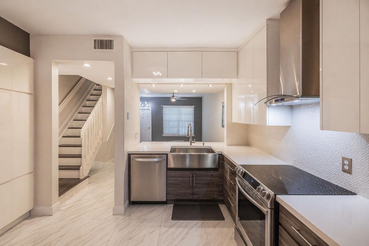 3333 Cabaret Lane, Unit 3333, Margate, FL 33063 Photo