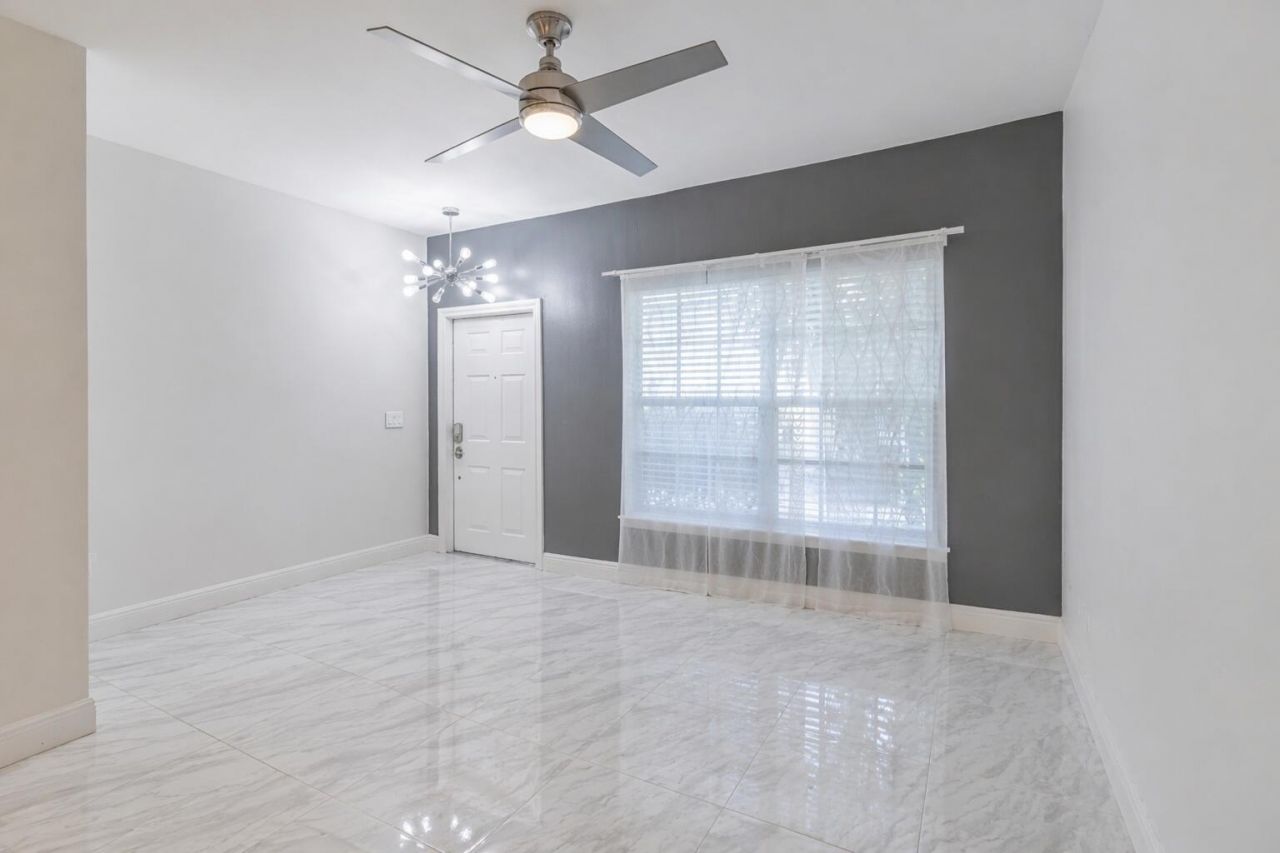 3333 Cabaret Lane, Unit 3333, Margate, FL 33063 Photo