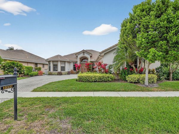 10337 Trianon Place, Wellington, FL 33449