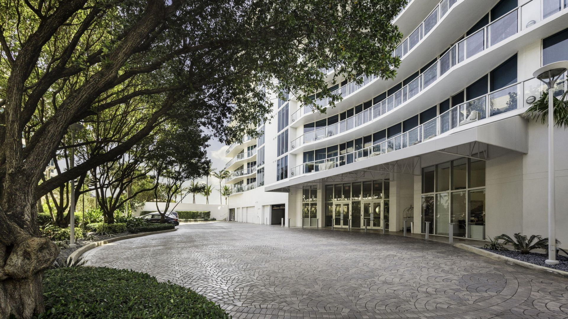 1200 Holiday Drive, Unit 1003, Fort Lauderdale, FL 33316 Photo
