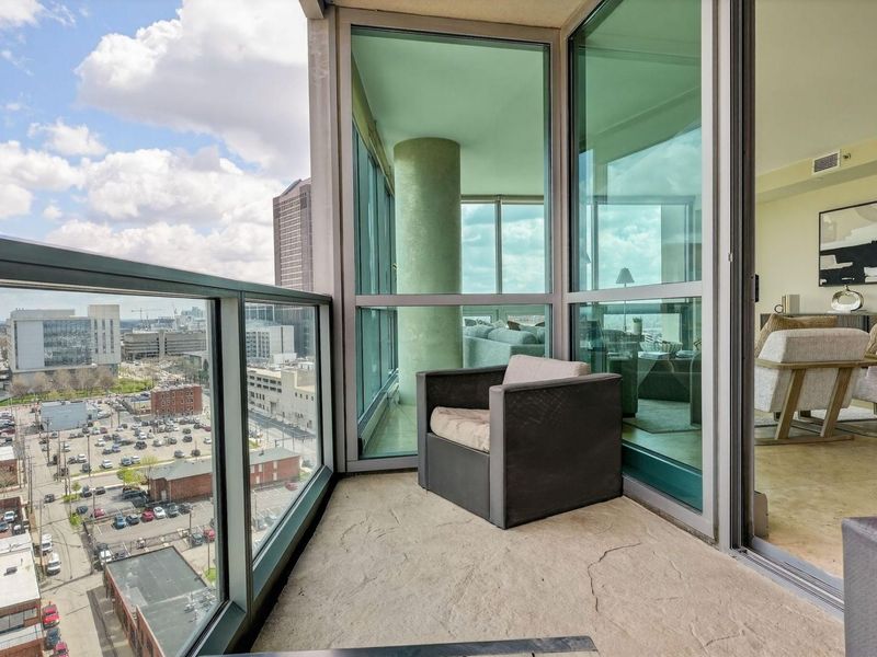 1 Miranova Place, Unit 1840, Columbus, OH 43215 Photo 13