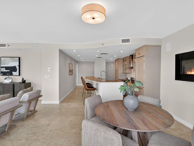 1 Miranova Place, Unit 1840, Columbus, OH 43215 Photo 3