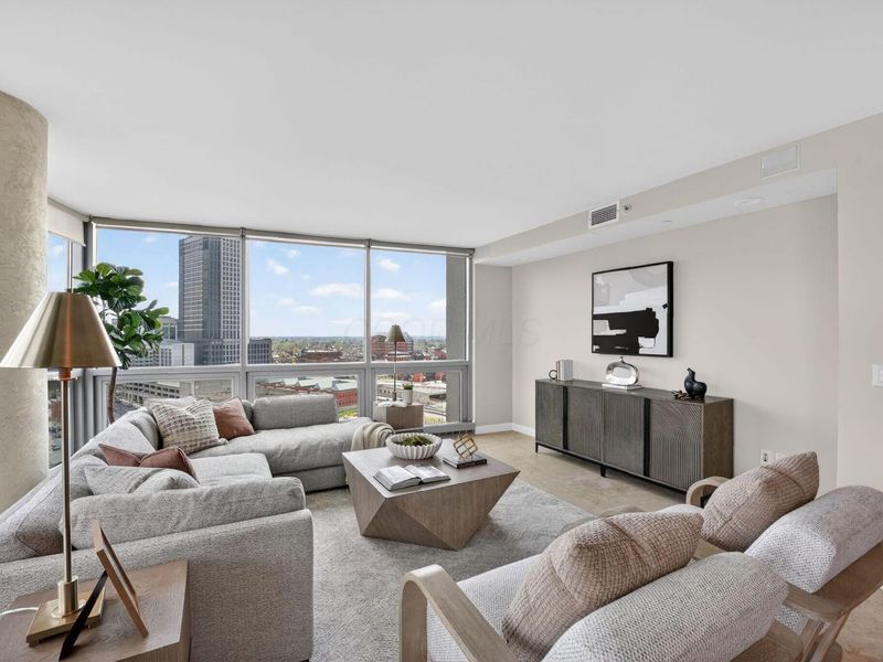 1 Miranova Place, Unit 1840, Columbus, OH 43215 Photo 5