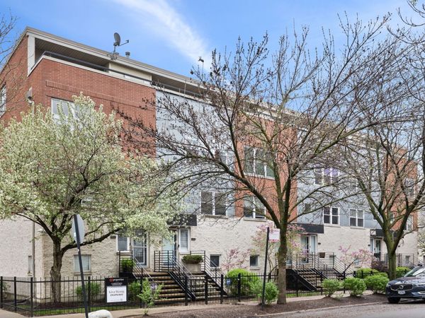 1825 N Rockwell Street, Chicago, IL 60647