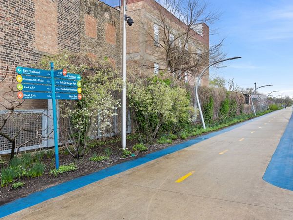 1825 N Rockwell Street, Chicago, IL 60647