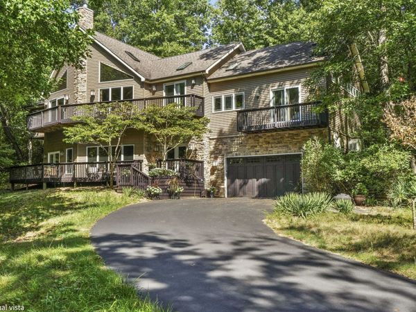 804 E Wilson Avenue, Beverly Shores, IN 46301