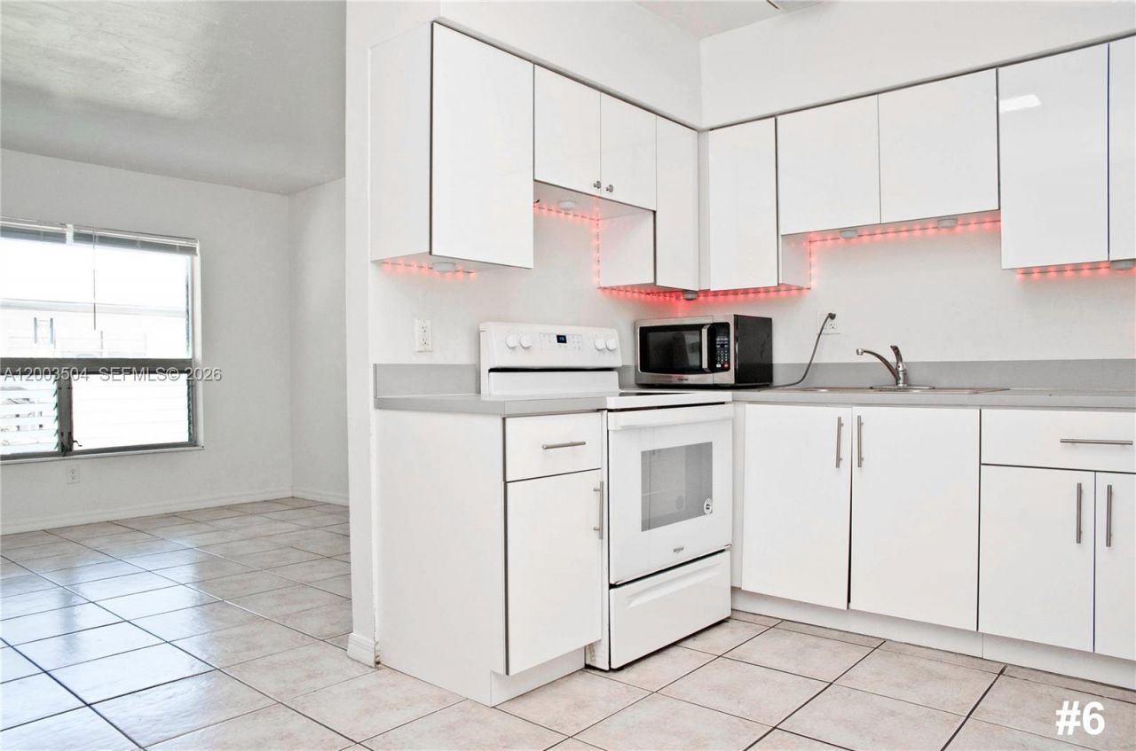 2206 Fillmore St #1-10 , Hollywood, FL 33020 Photo