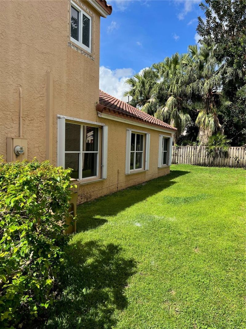 2806 Oak Grove Rd, Davie, FL 33328 Photo