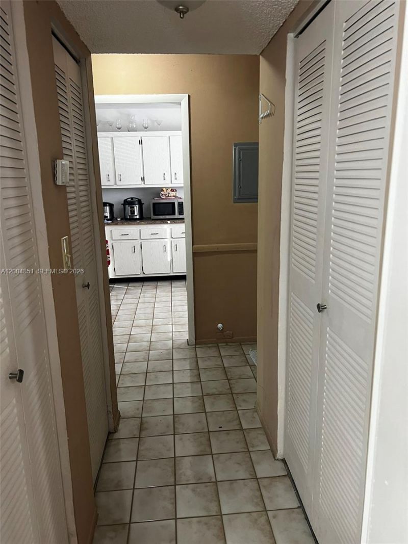 8103 Camino Real, Unit 407, Miami, FL 33143 Photo