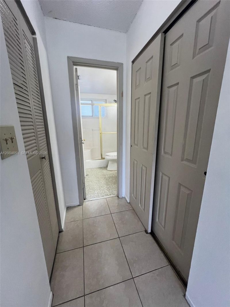 8103 Camino Real, Unit 407, Miami, FL 33143 Photo