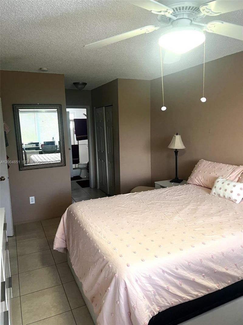 8103 Camino Real, Unit 407, Miami, FL 33143 Photo