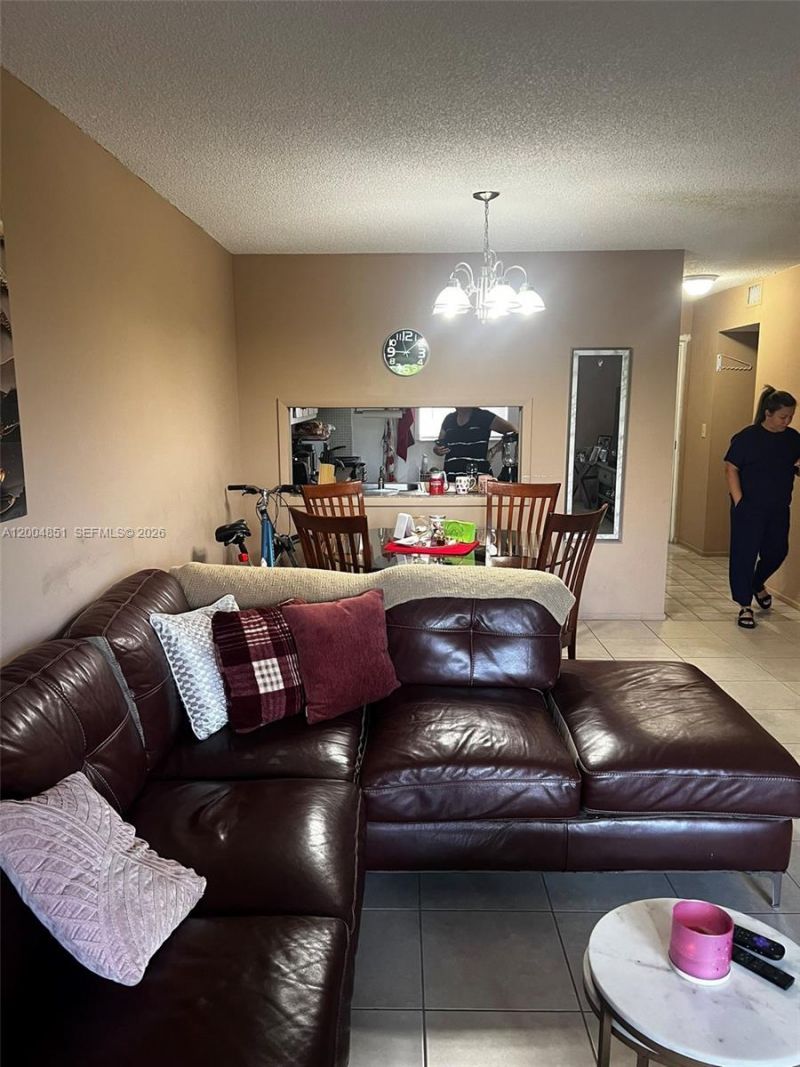 8103 Camino Real, Unit 407, Miami, FL 33143 Photo