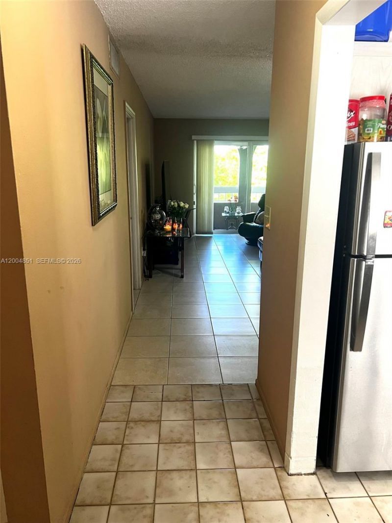 8103 Camino Real, Unit 407, Miami, FL 33143 Photo