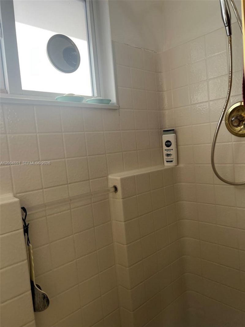 8103 Camino Real, Unit 407, Miami, FL 33143 Photo
