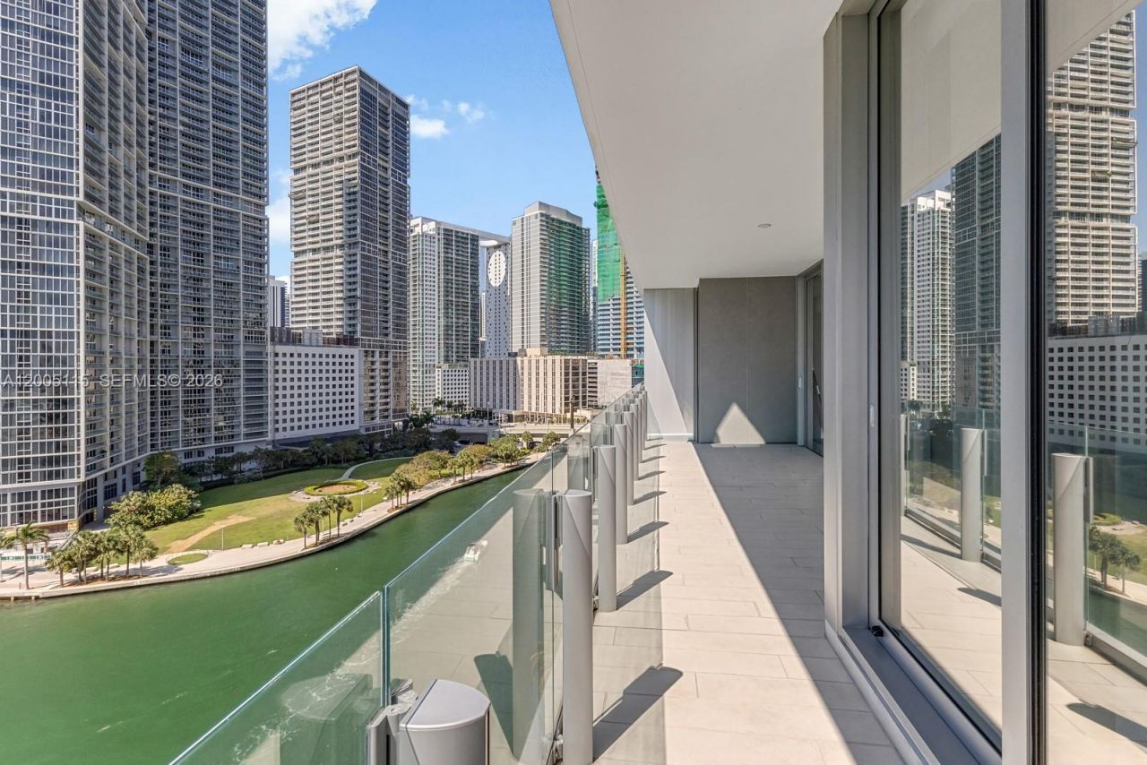 300 Biscayne Blvd Way , Unit 1002, Miami, FL 33131 Photo
