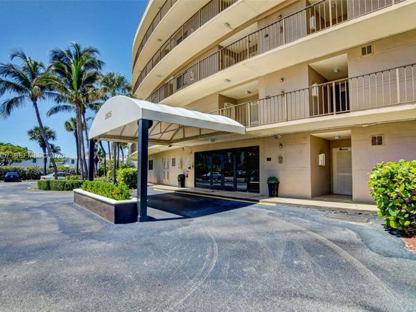 3605 S Ocean Blvd, Unit 206, South Palm Beach, FL 33480