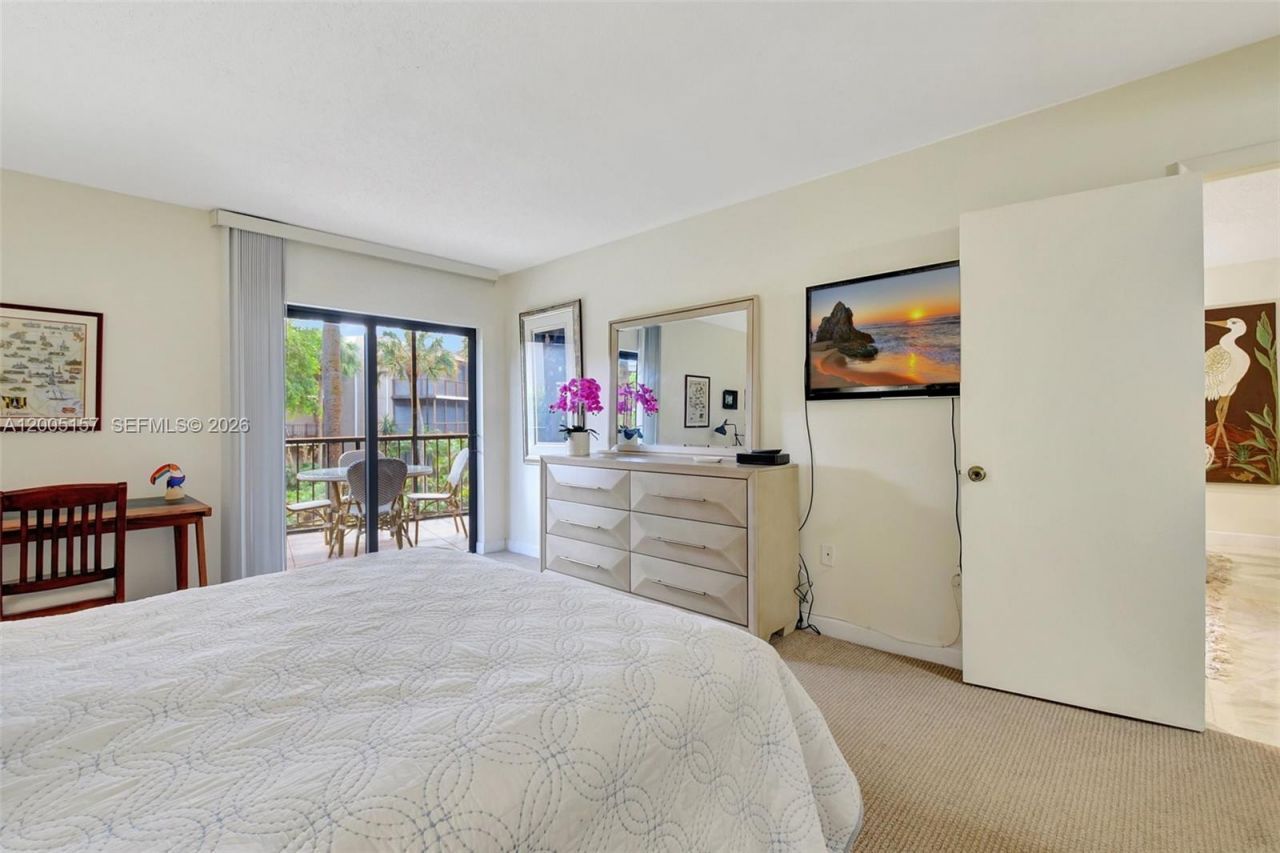 3605 S Ocean Blvd, Unit 206, South Palm Beach, FL 33480 Photo