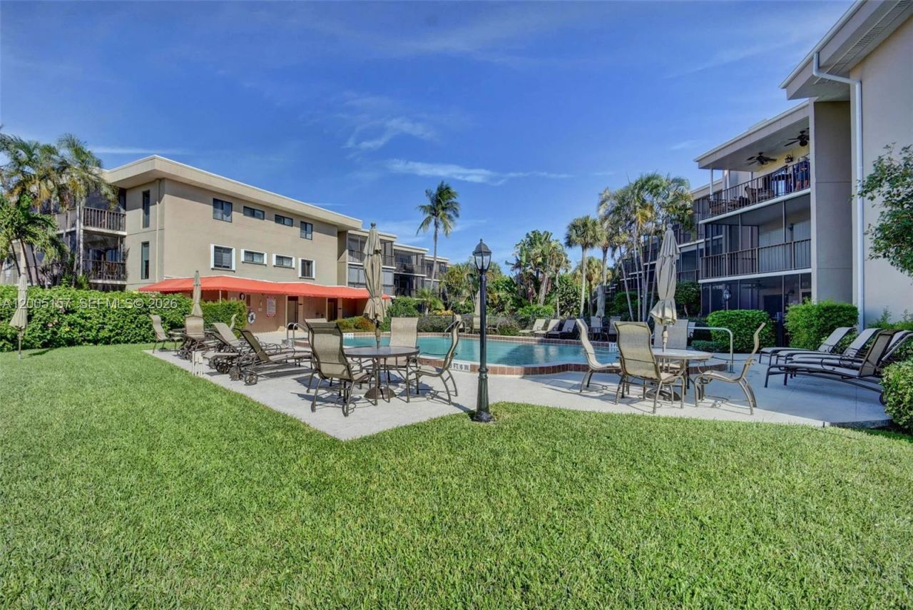 3605 S Ocean Blvd, Unit 206, South Palm Beach, FL 33480 Photo