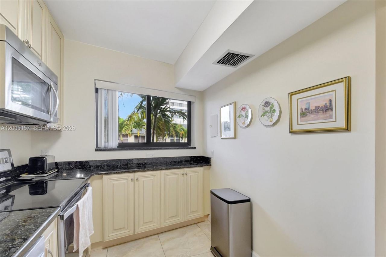 3605 S Ocean Blvd, Unit 206, South Palm Beach, FL 33480 Photo