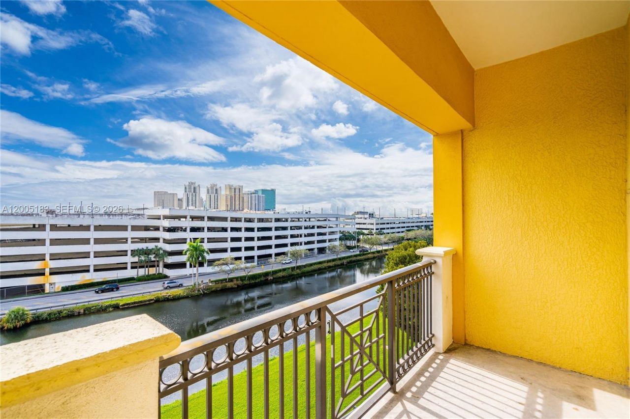 8395 SW 73rd Ave, Unit 510, Miami, FL 33143 Photo