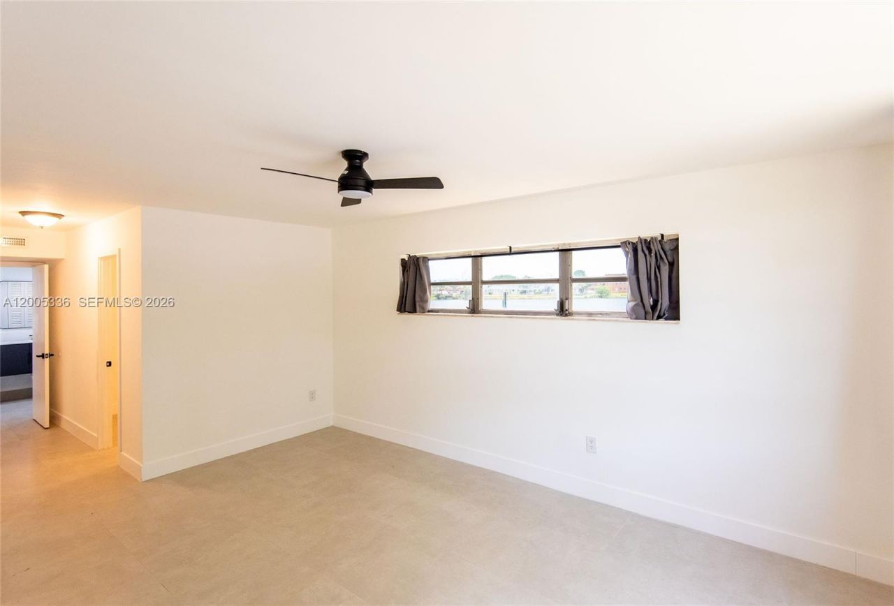 1750 NE 191st St , Unit 100-1, Miami, FL 33179 Photo
