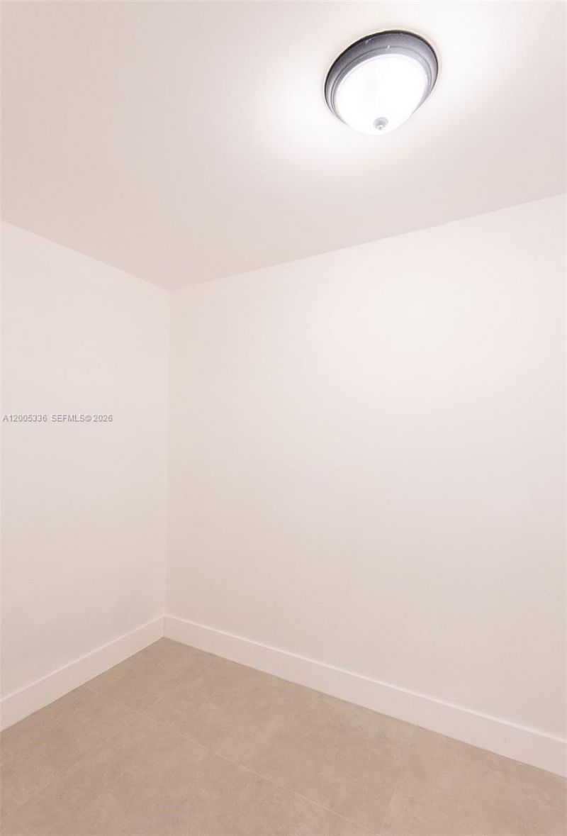1750 NE 191st St , Unit 100-1, Miami, FL 33179 Photo