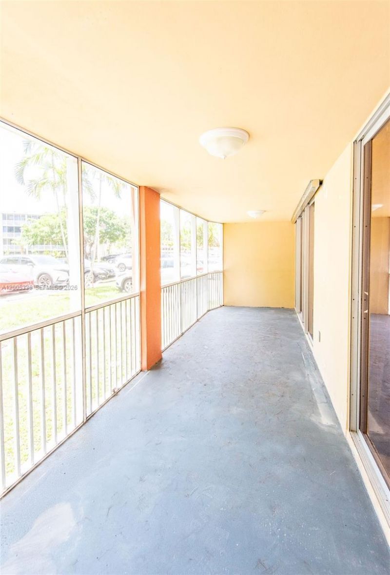 1750 NE 191st St , Unit 100-1, Miami, FL 33179 Photo