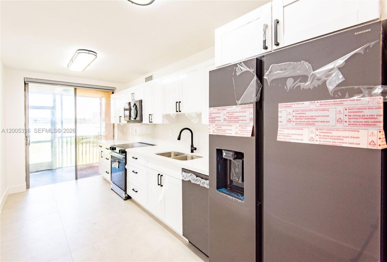 1750 NE 191st St , Unit 100-1, Miami, FL 33179 Photo
