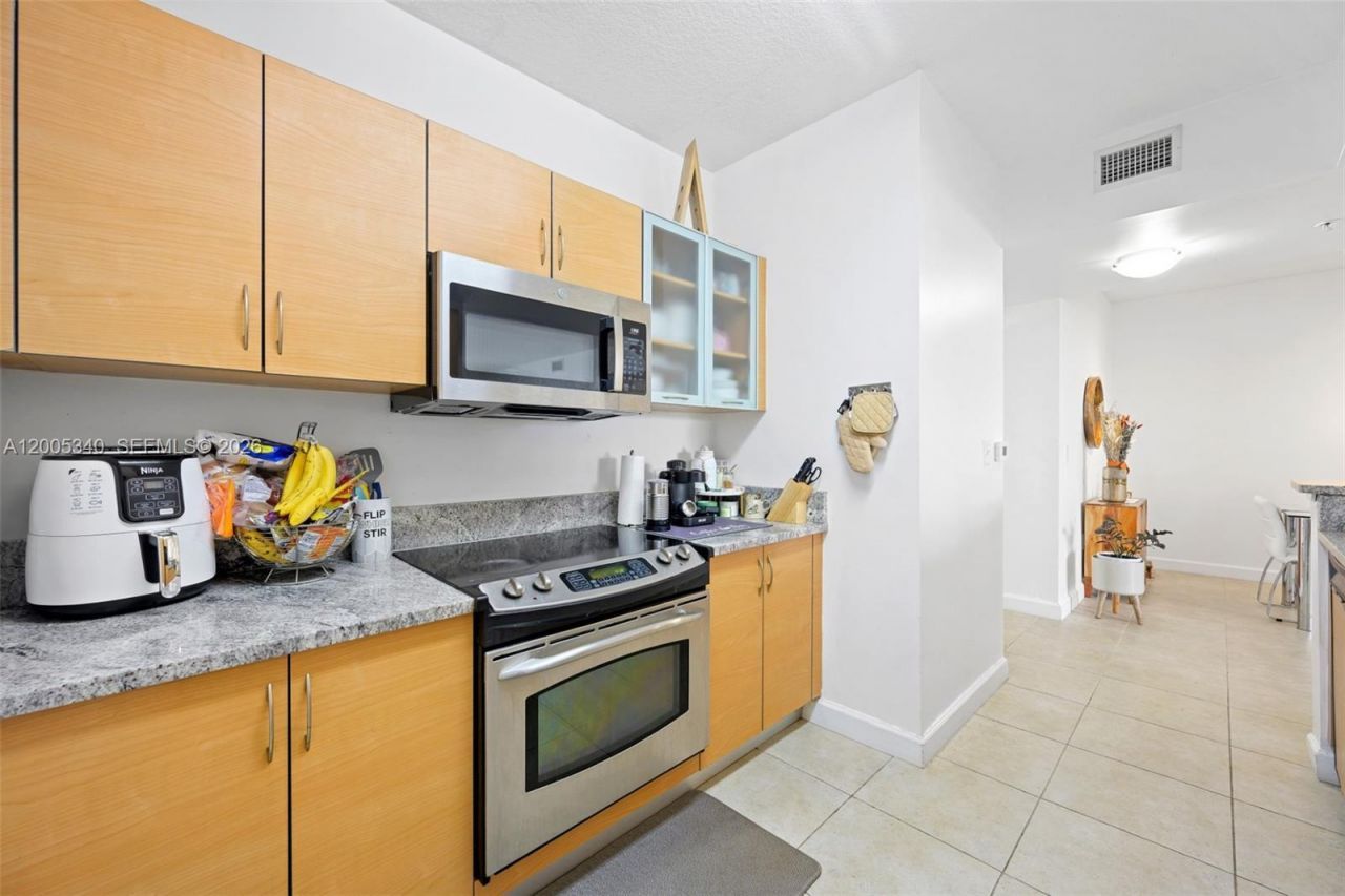 18800 NE 29th Ave, Unit 526, Aventura, FL 33180 Photo