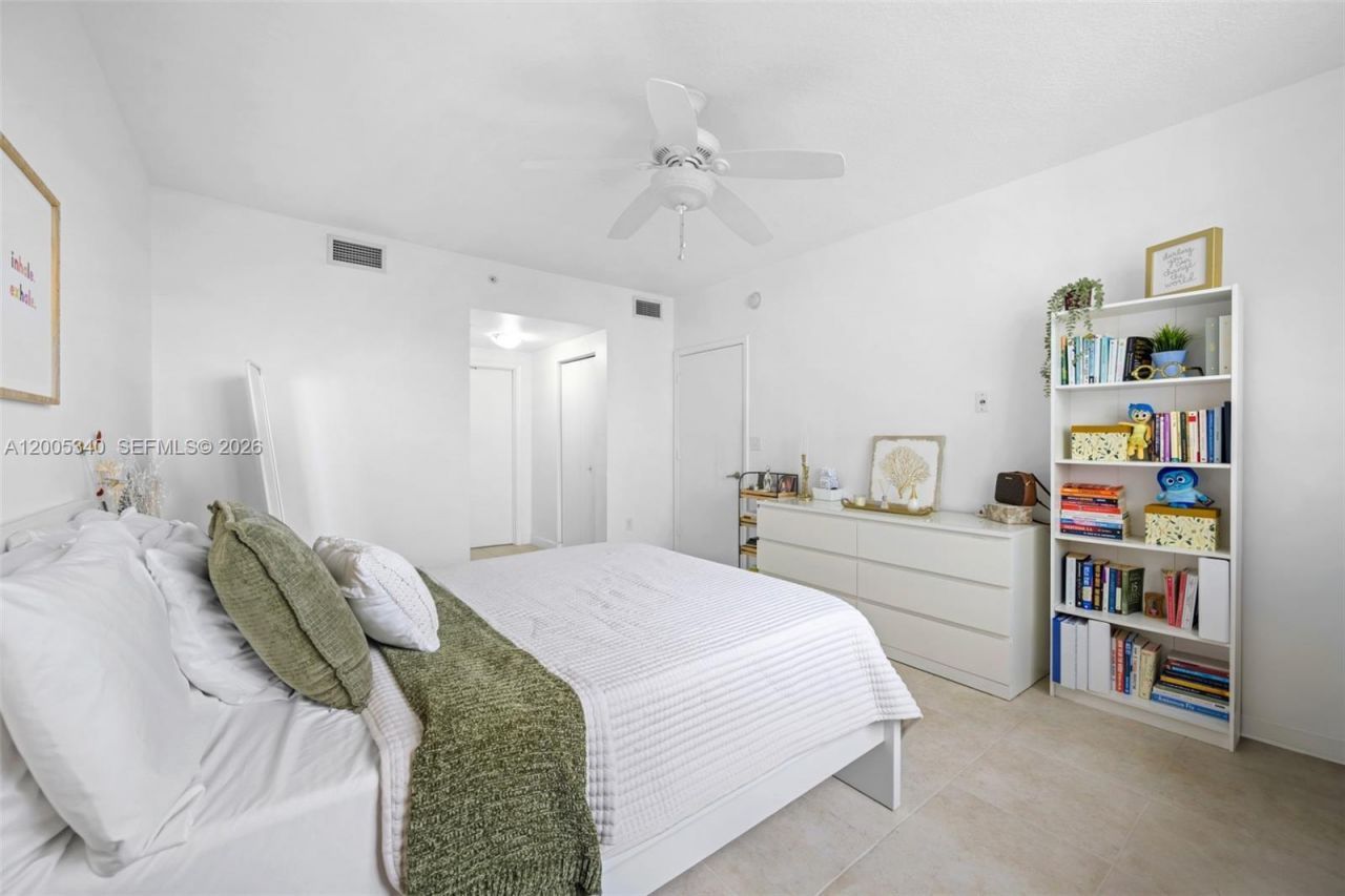18800 NE 29th Ave, Unit 526, Aventura, FL 33180 Photo