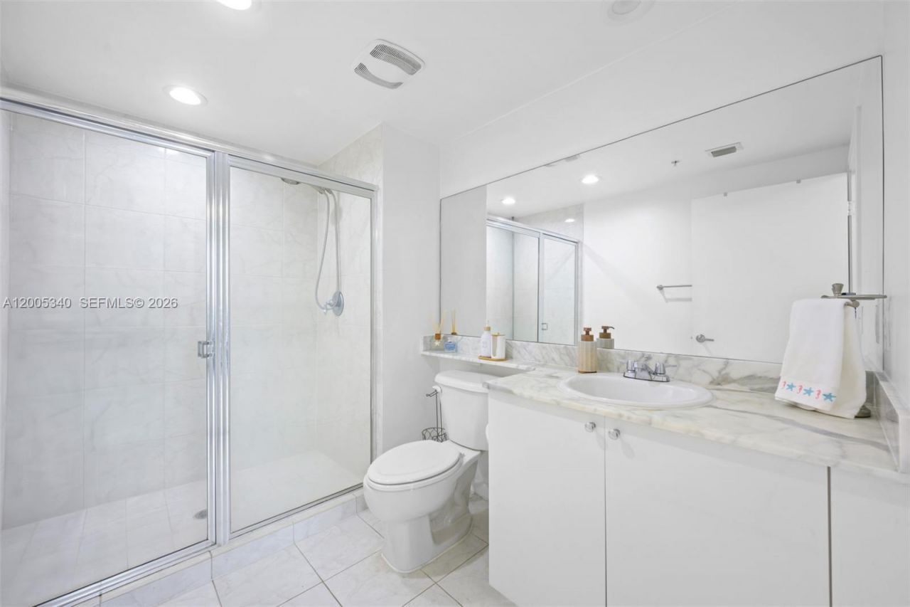 18800 NE 29th Ave, Unit 526, Aventura, FL 33180 Photo