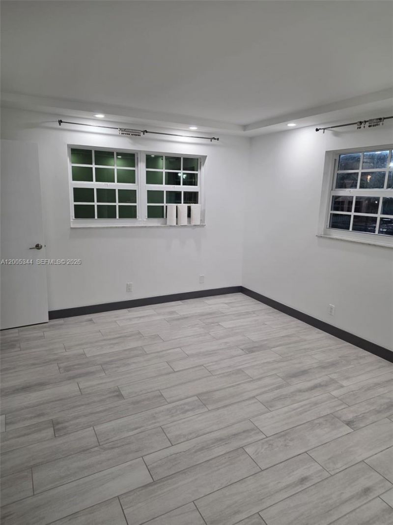660 Tennis Club Dr, Unit 201, Fort Lauderdale, FL 33311 Photo