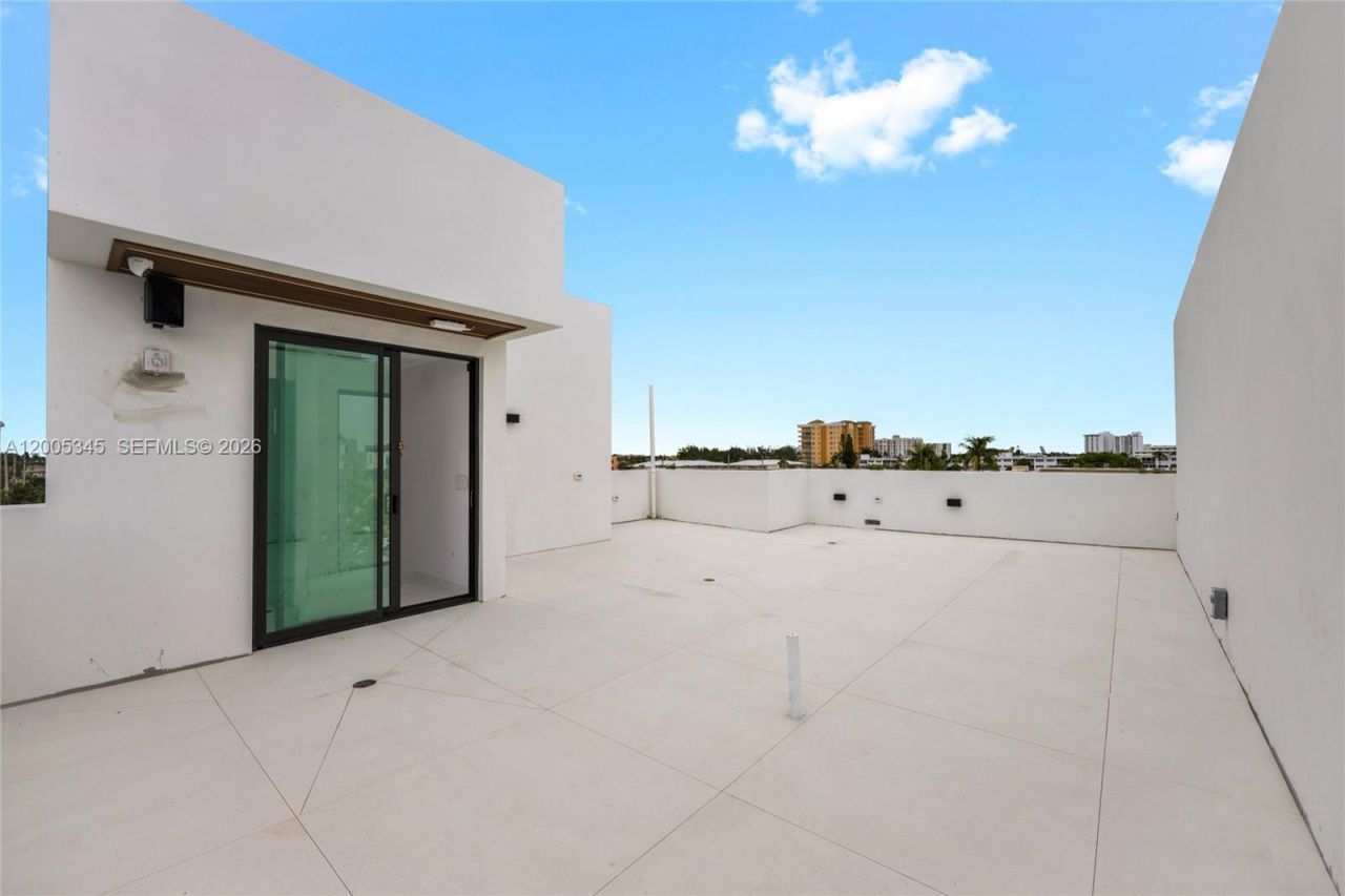 3222 NE 7th St , Unit 1, Pompano Beach, FL 33062 Photo